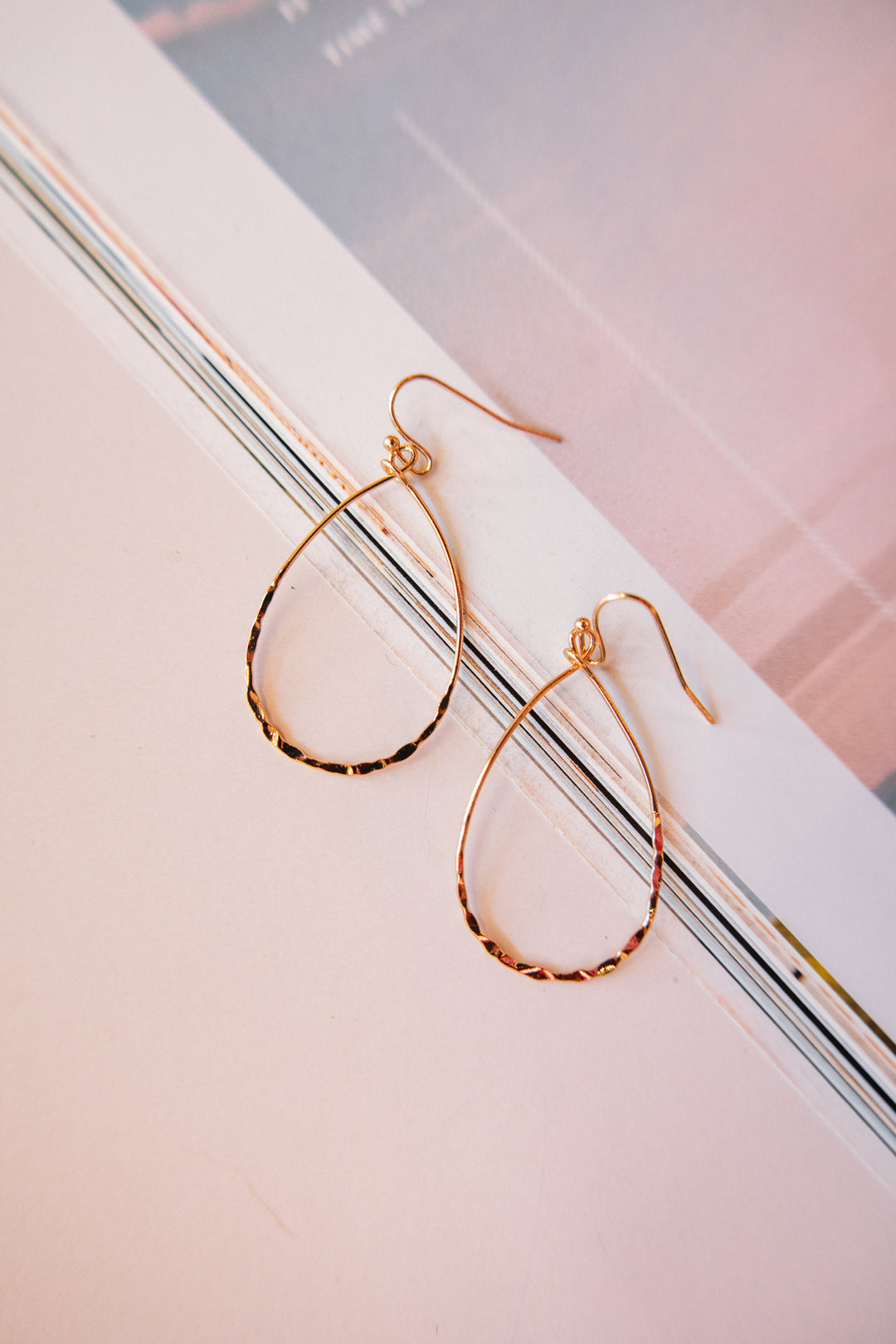 Open Wire Teardrop Earrings -Gold