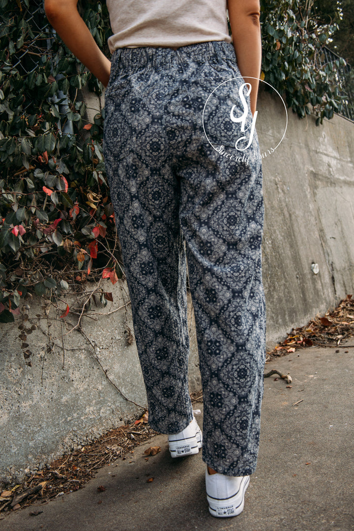 Poppy Barrel Denim - Navy