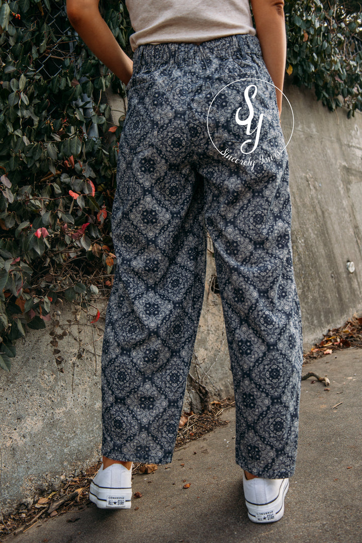 Poppy Barrel Denim - Navy