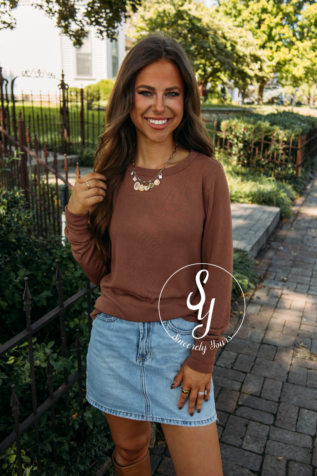 Fall Basic Top-Clove