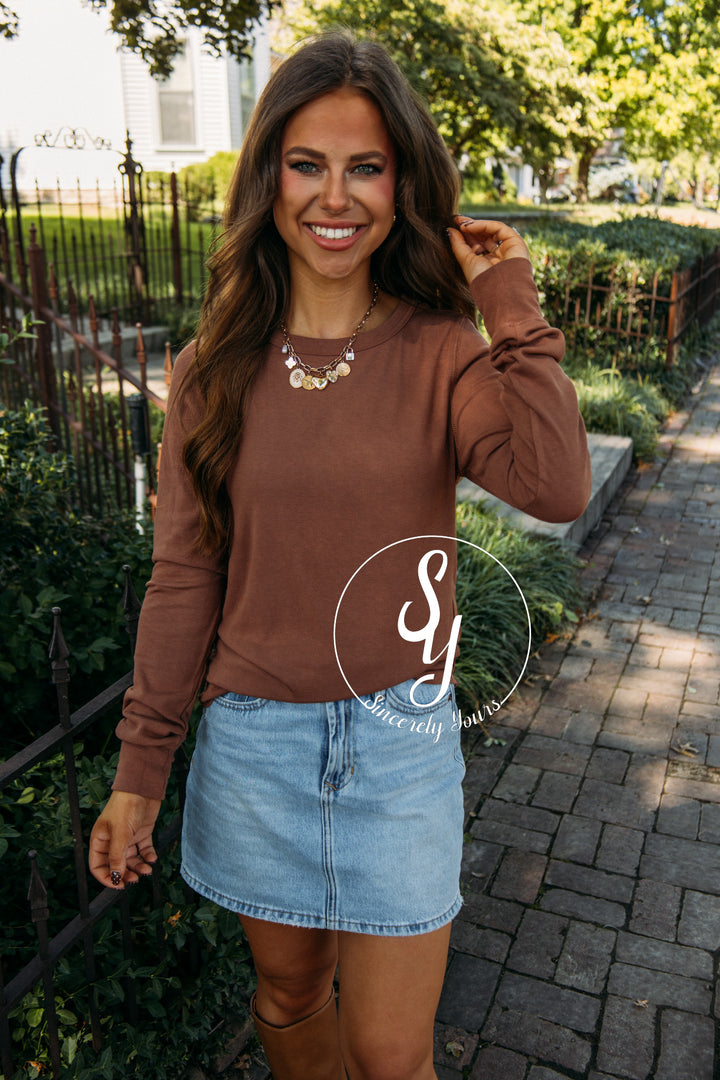 Fall Basic Top-Clove