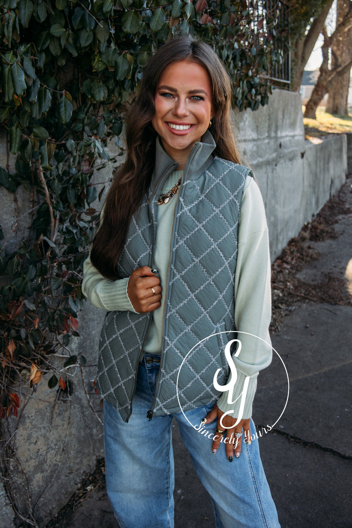 Brisk Stroll Vest - Winter Sage