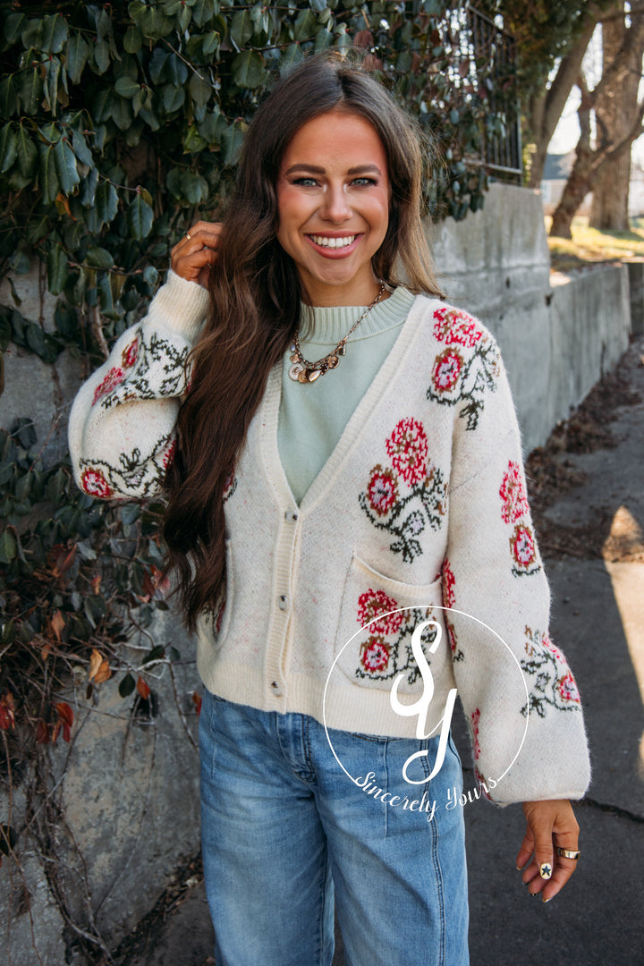 Sophisticated Floral Cardigan - Cream