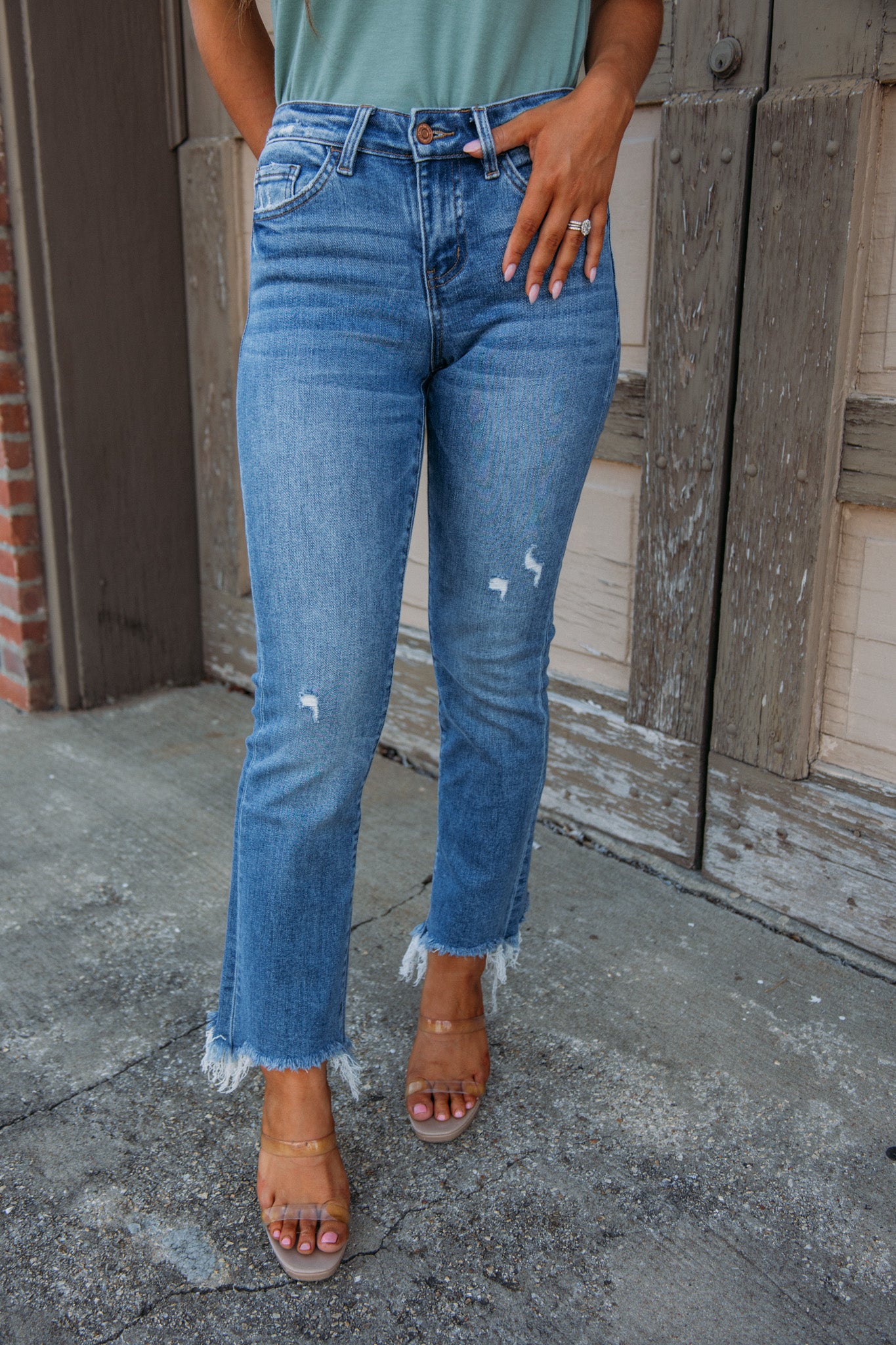 Load image into Gallery viewer, Quince Mid-Rise Denim
