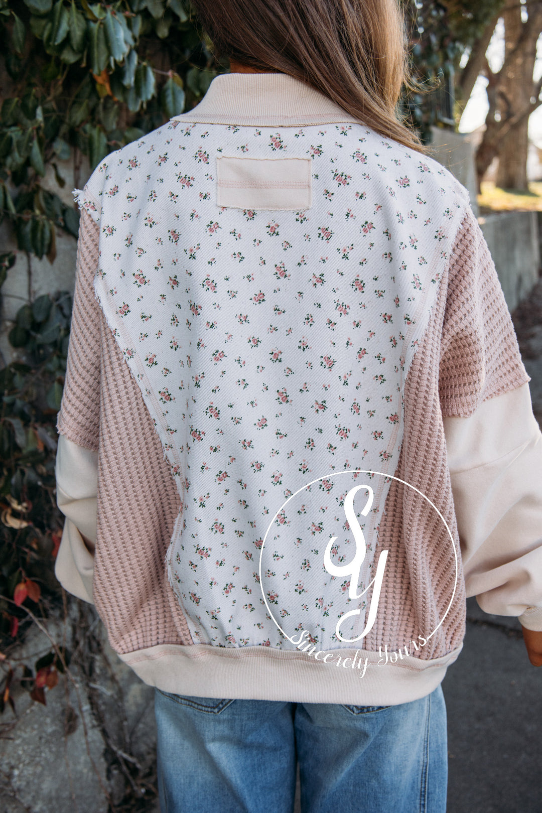 Flowers For A Moment Jacket - Oatmeal