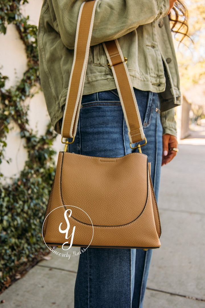 Garland Purse - Tan