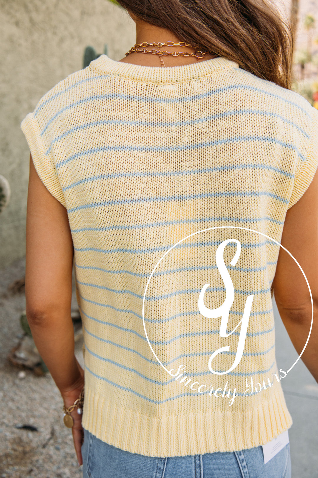 Graceful Life Top- Daisy/Sky