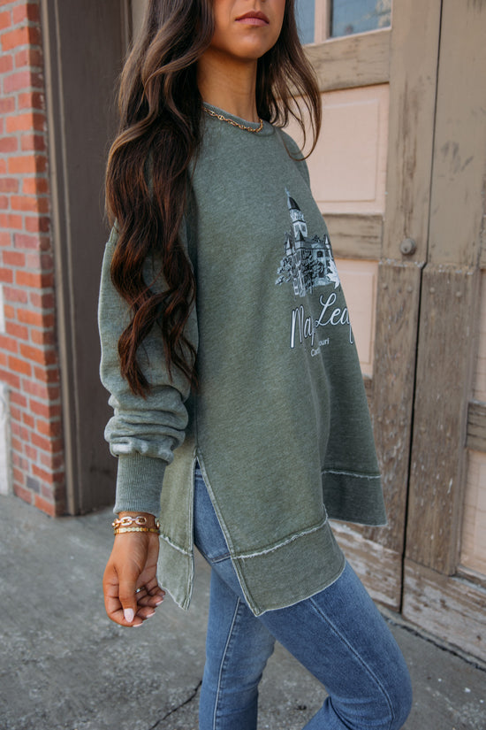 Maple Leaf Crewneck - Olive