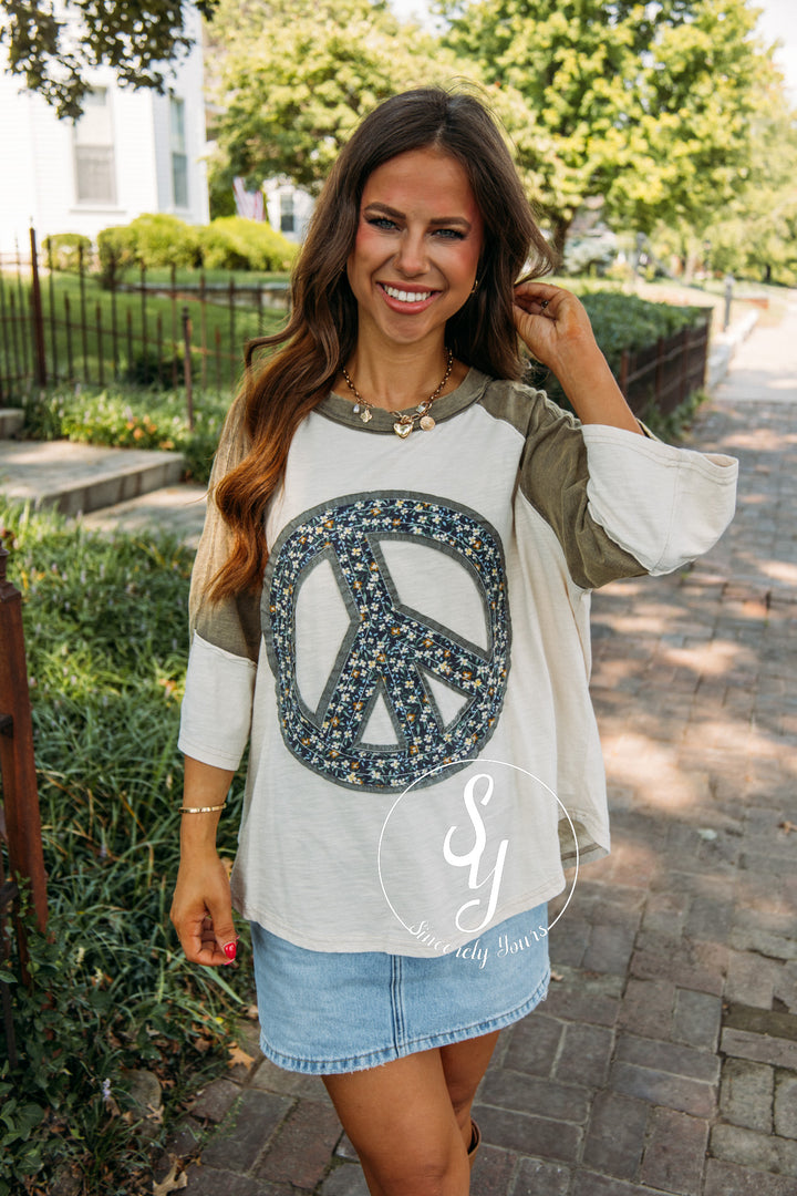 Simply Peace Top- Ivory/Olive