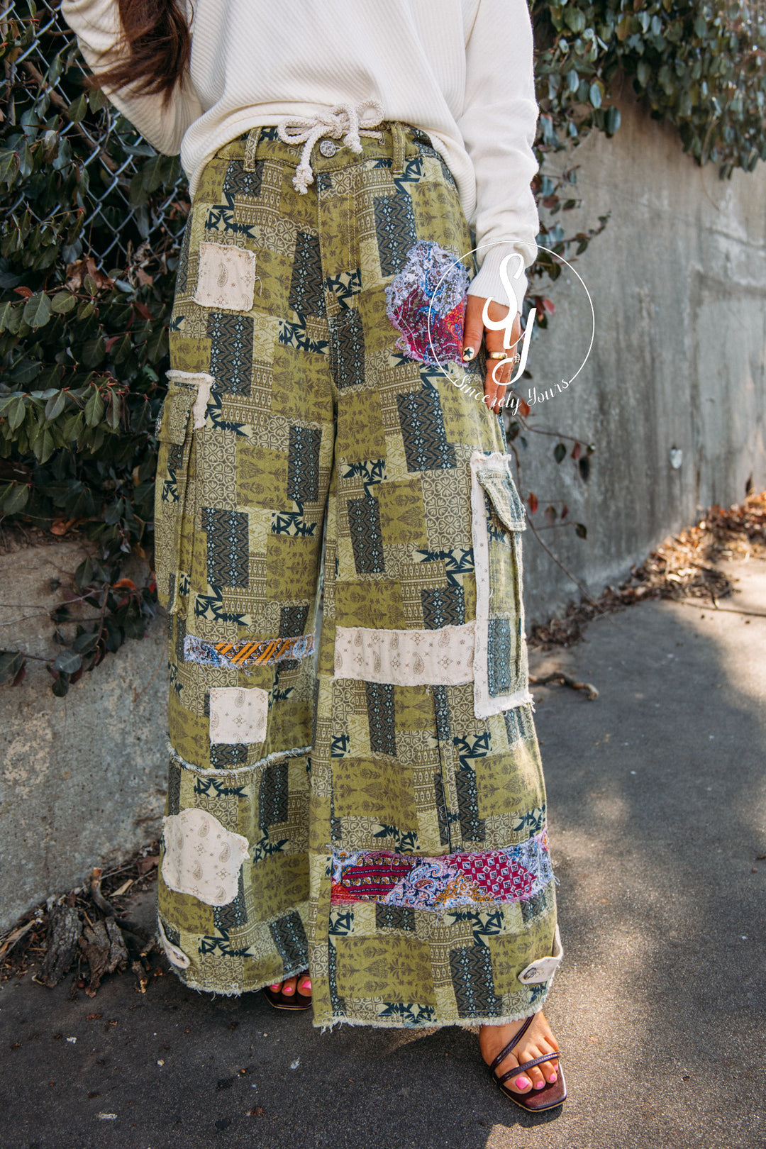 Boho Patch Pant - Olive Multi