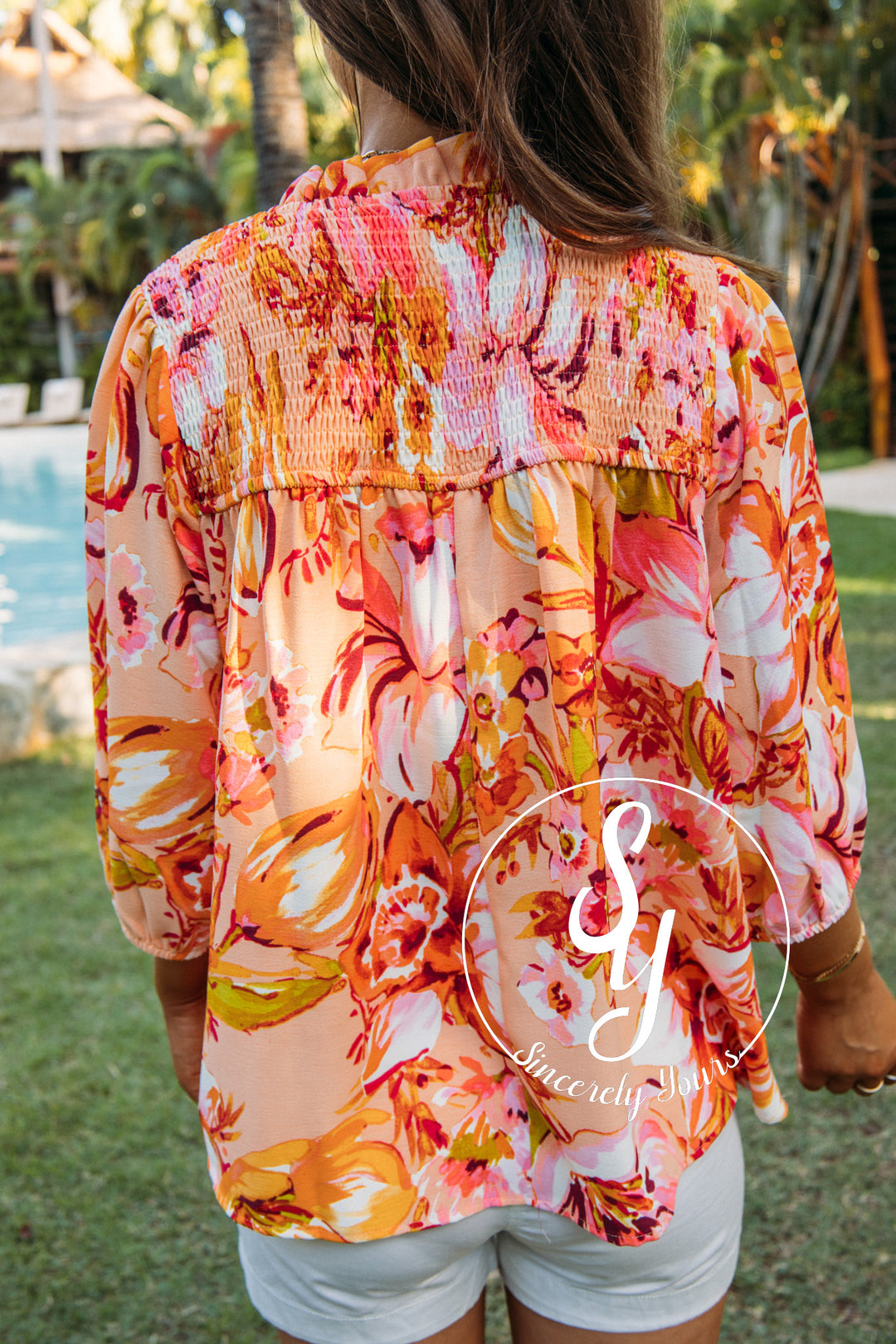 Polished Flower Top- Peach Fuzz