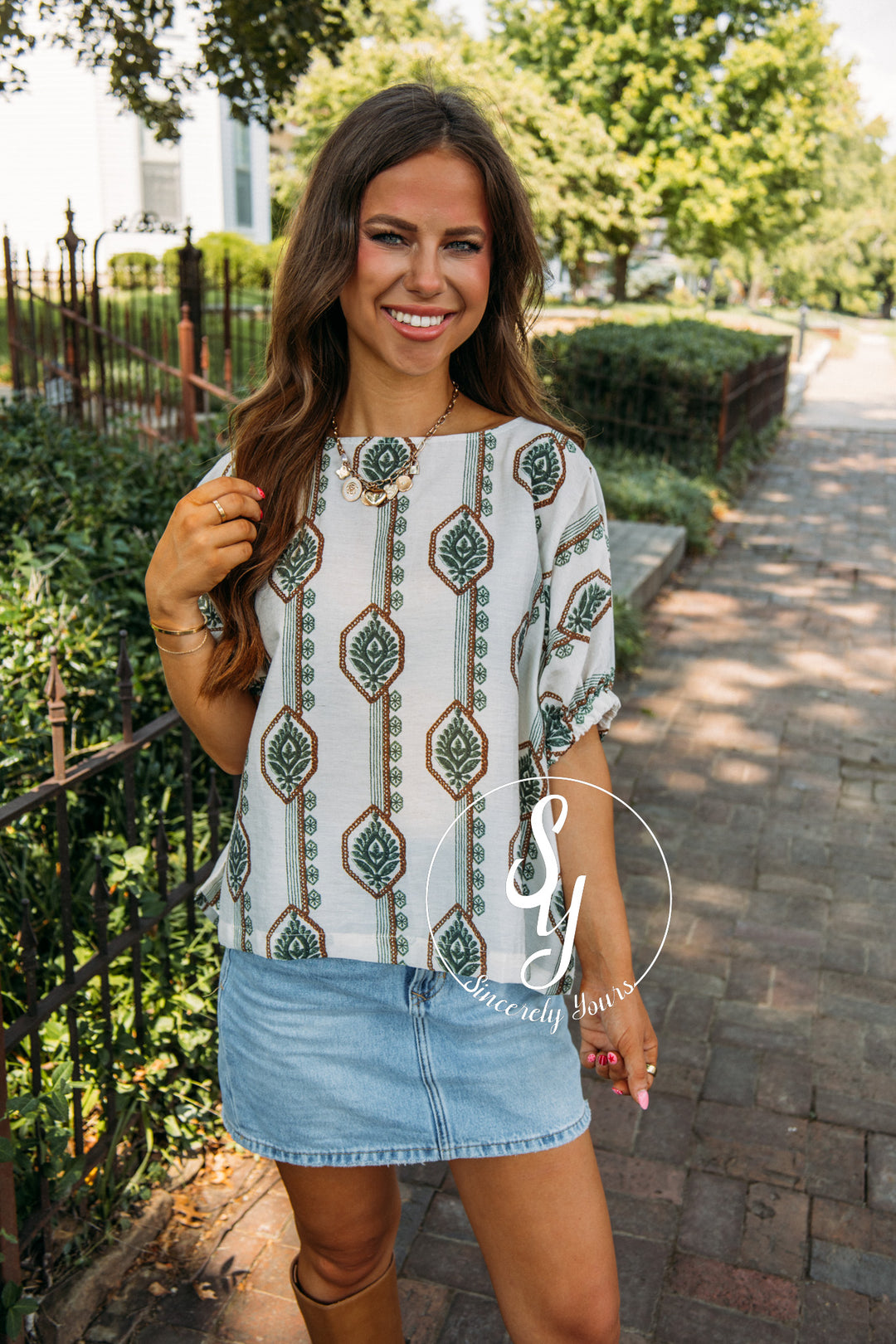Gorgeous Garden Top- Olive Garden