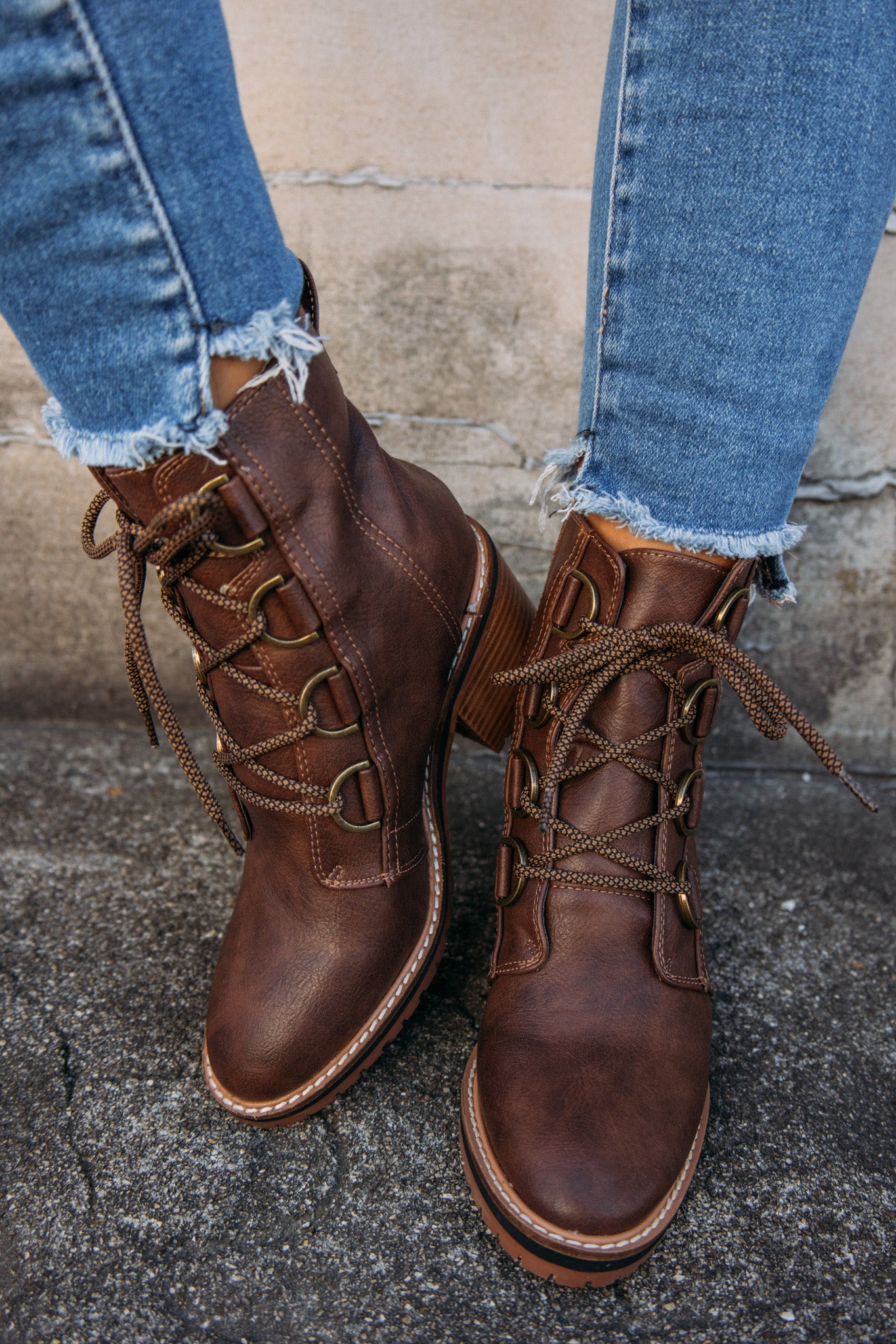 Dakota Boots - Brown