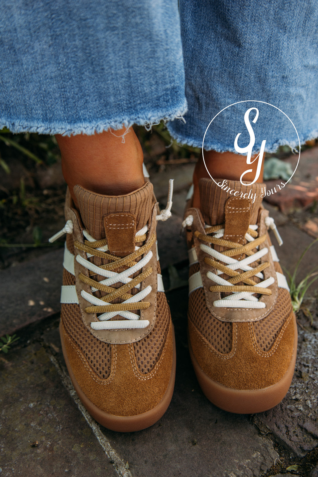 Steve Madden: Verdict Sneaker- Tan Multi