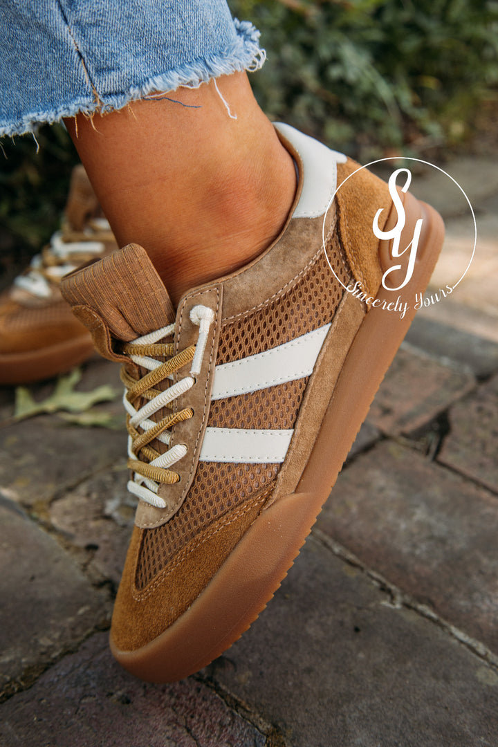 Steve Madden: Verdict Sneaker- Tan Multi