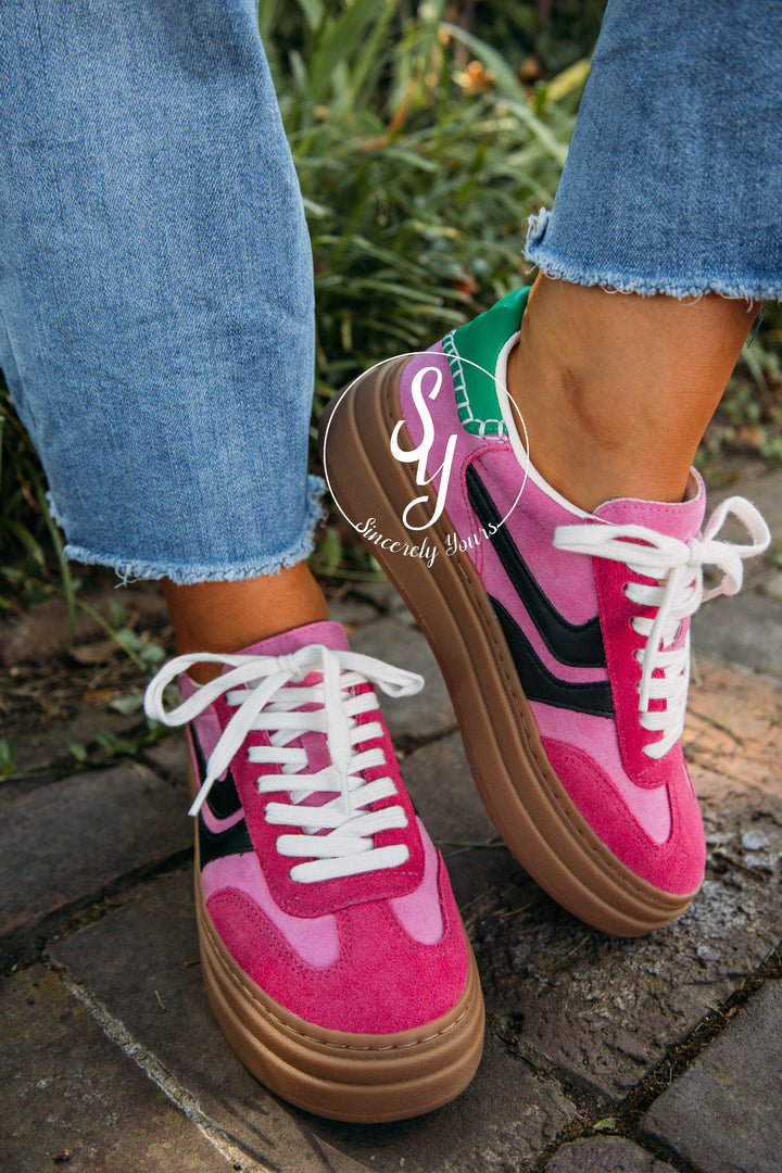 Steve Madden: Dodge Sneaker - Pink Multi