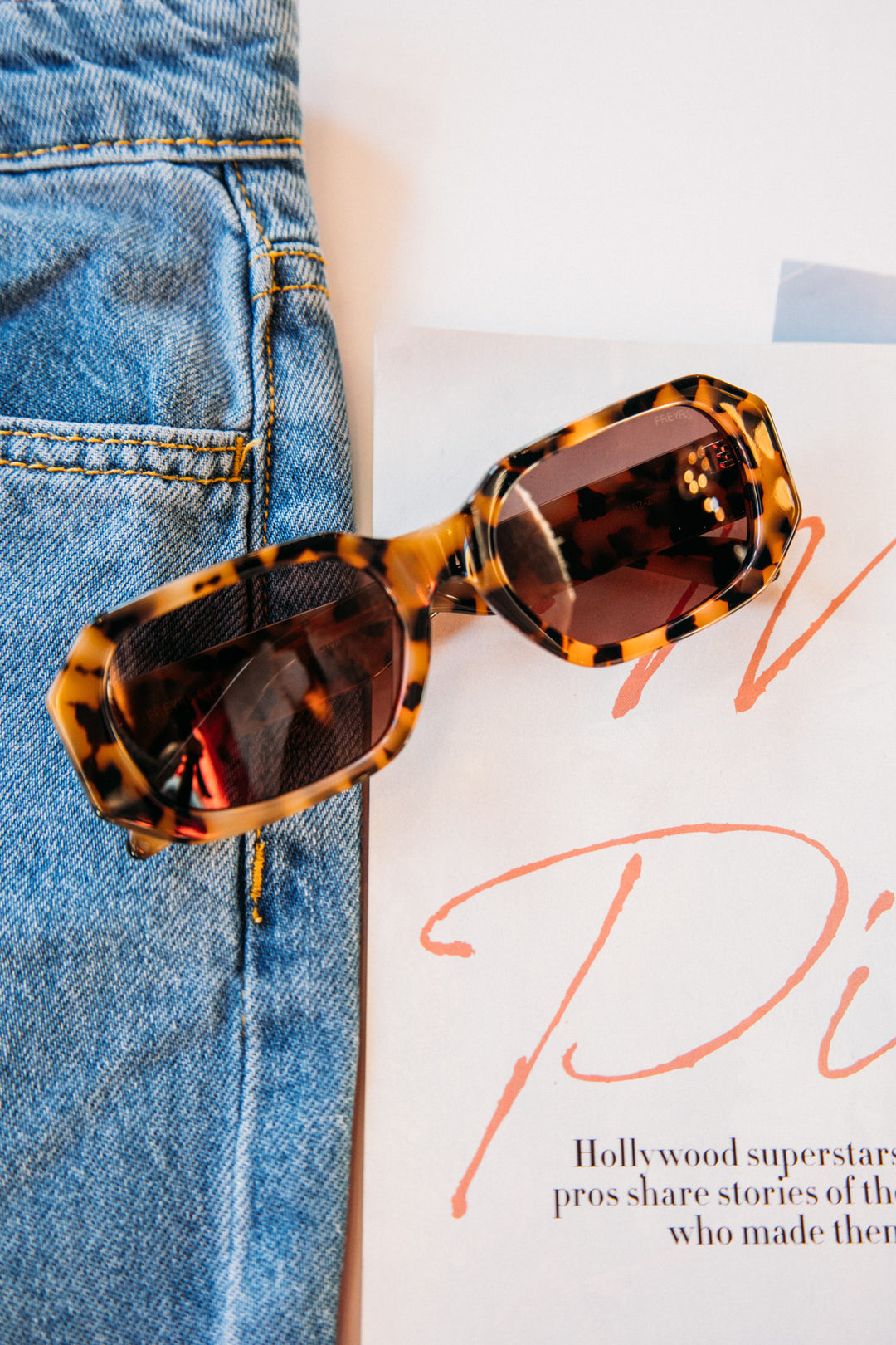 Onyx Acetate Womens Rectangular Sunglasses - Milky Tortiose