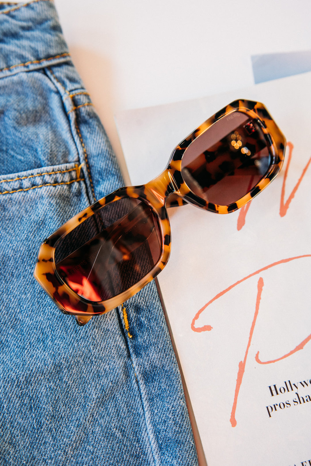 Onyx Acetate Womens Rectangular Sunglasses - Milky Tortiose