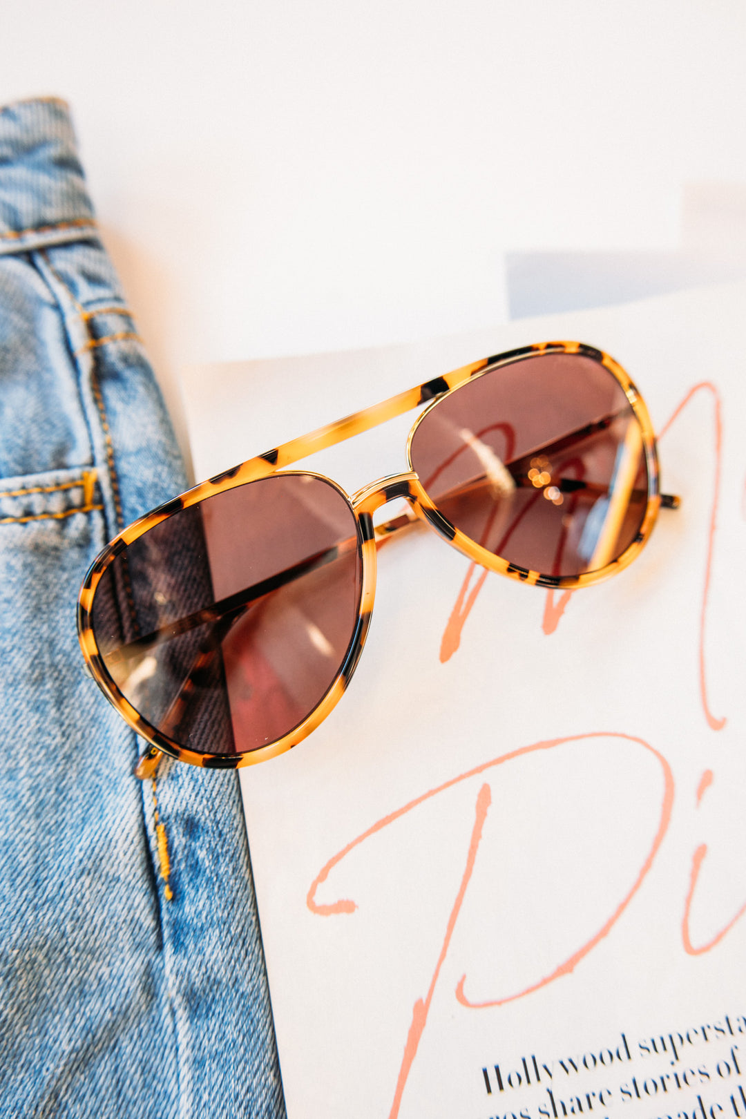 Shay Unisex Aviator Sunglasses - Milky Tortoise/ Brown