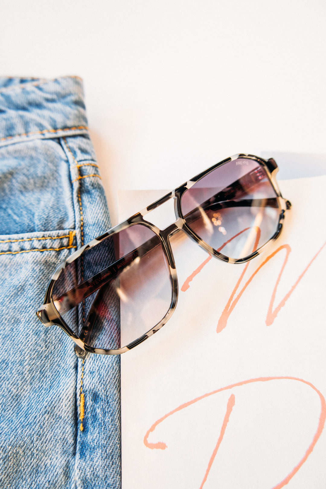 Billie Unisex Aviator Sunglasses - Tortoise