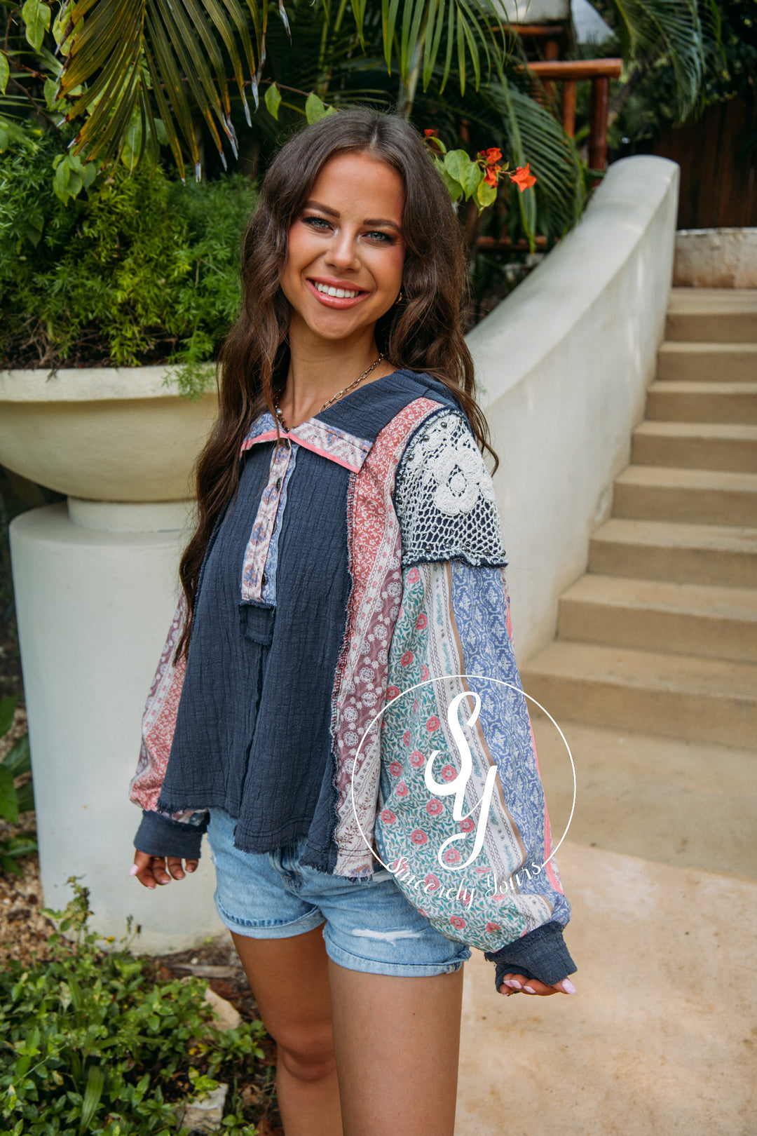 Kindess Chic Pullover - Navy