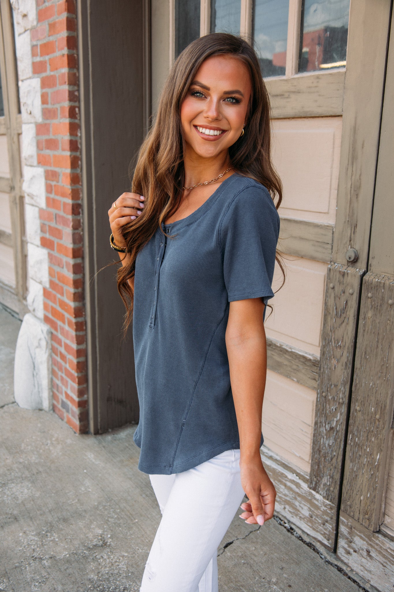 Load image into Gallery viewer, Kylie Mineral Wash Top -Navy
