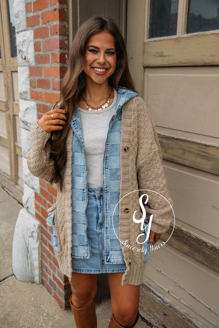Sweater Love Cardigan - Latte/ Denim