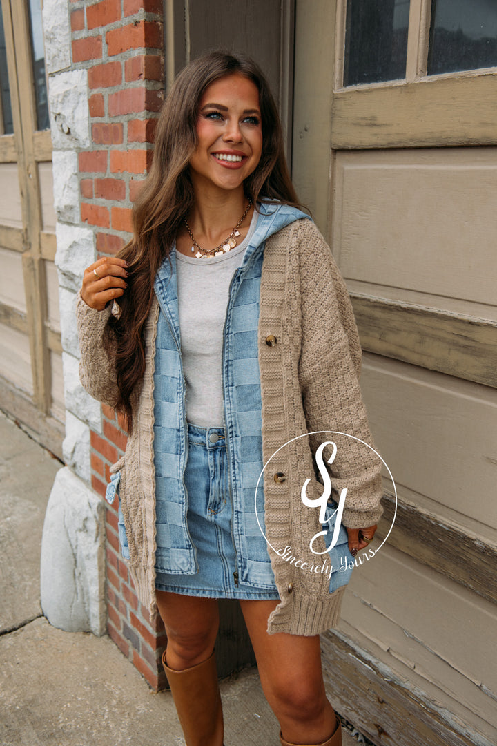 Sweater Love Cardigan - Latte/ Denim