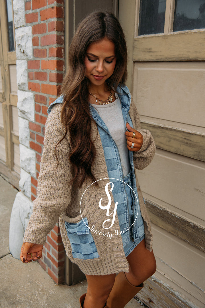 Sweater Love Cardigan - Latte/ Denim