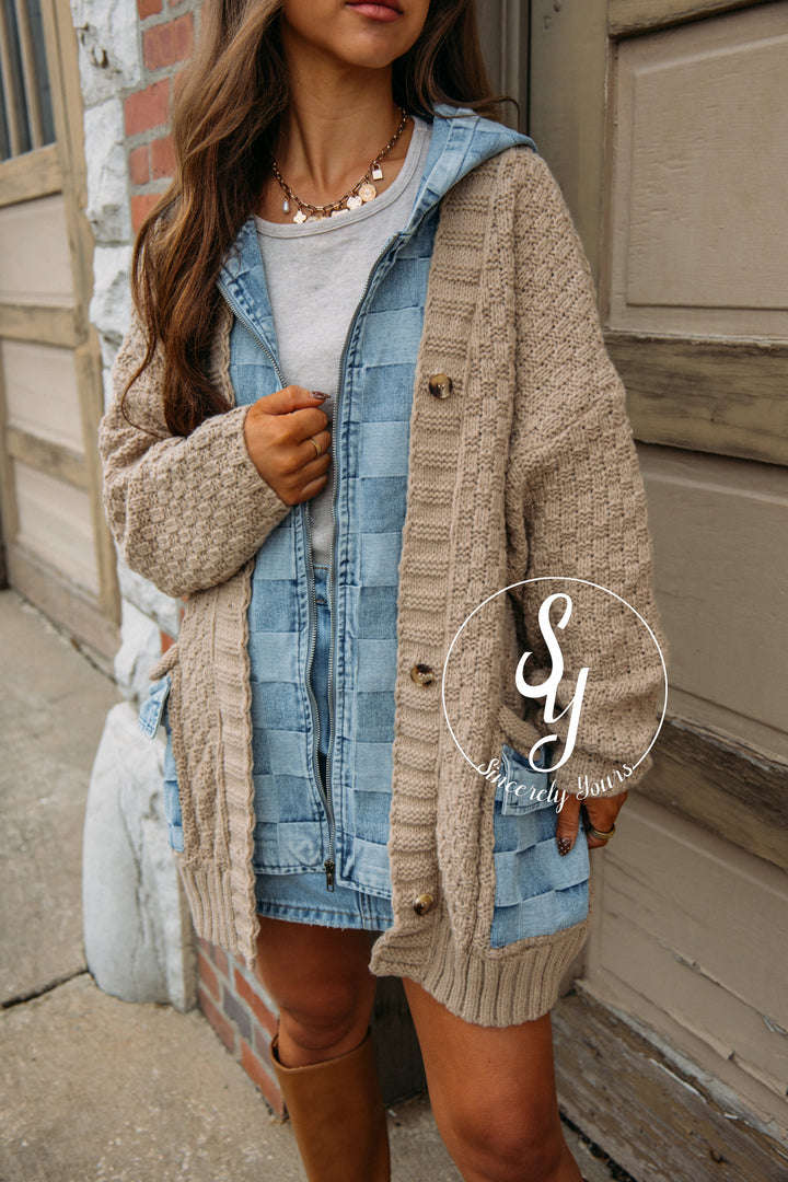 Sweater Love Cardigan - Latte/ Denim
