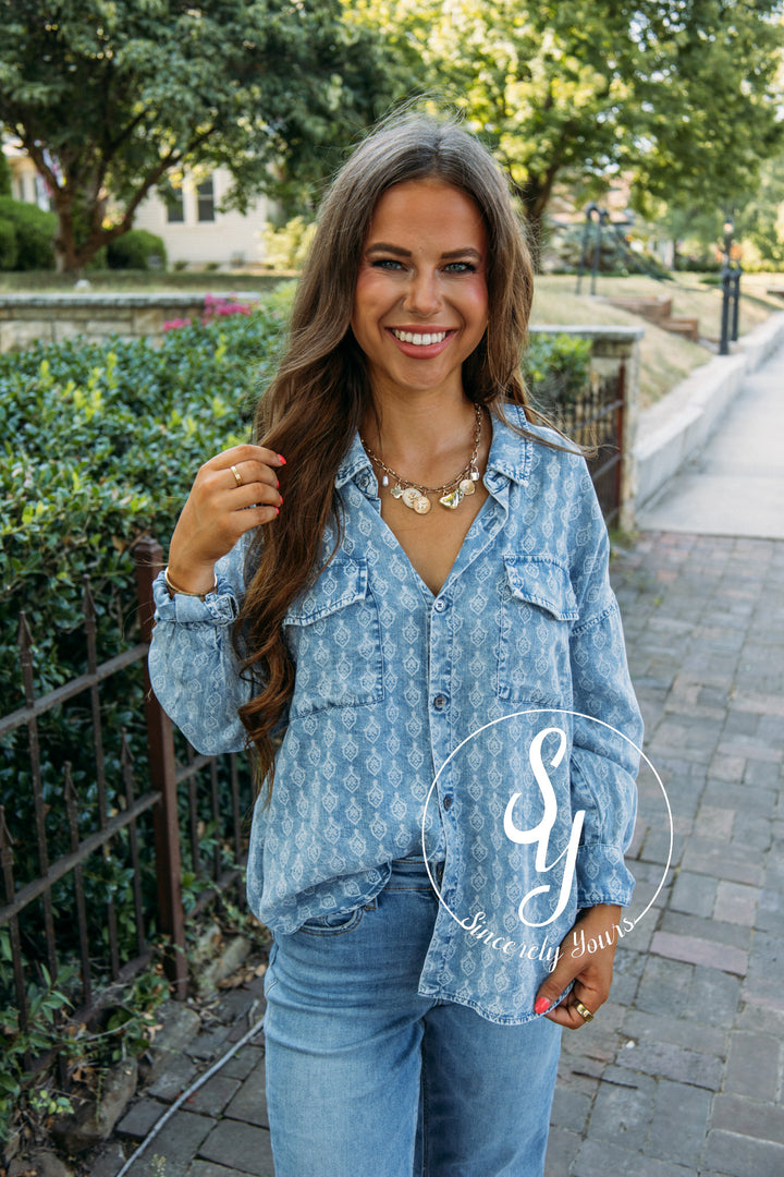 Dear John: Adrianna Top -Tulip Crest