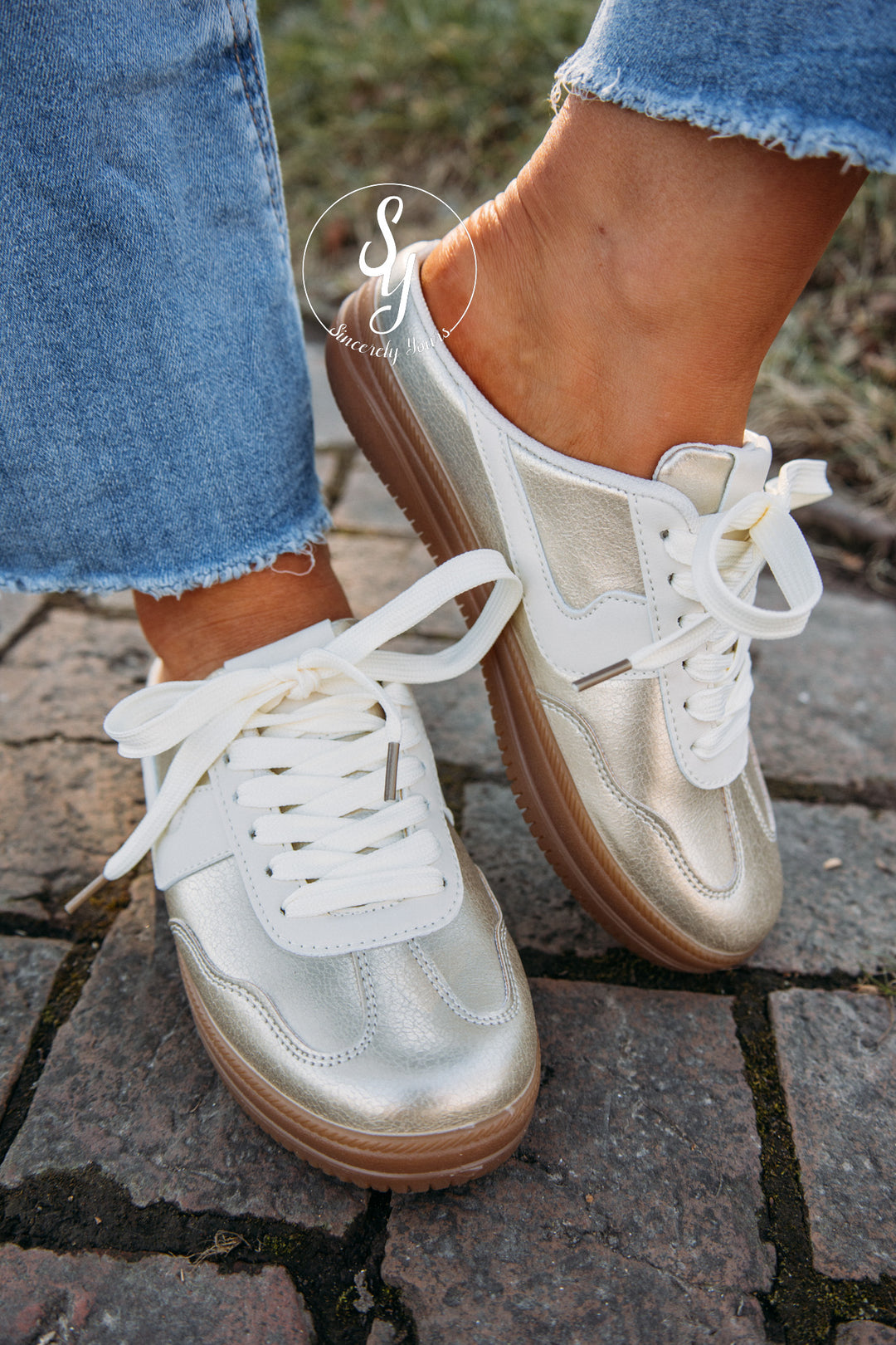 Desire Sneaker - Gold