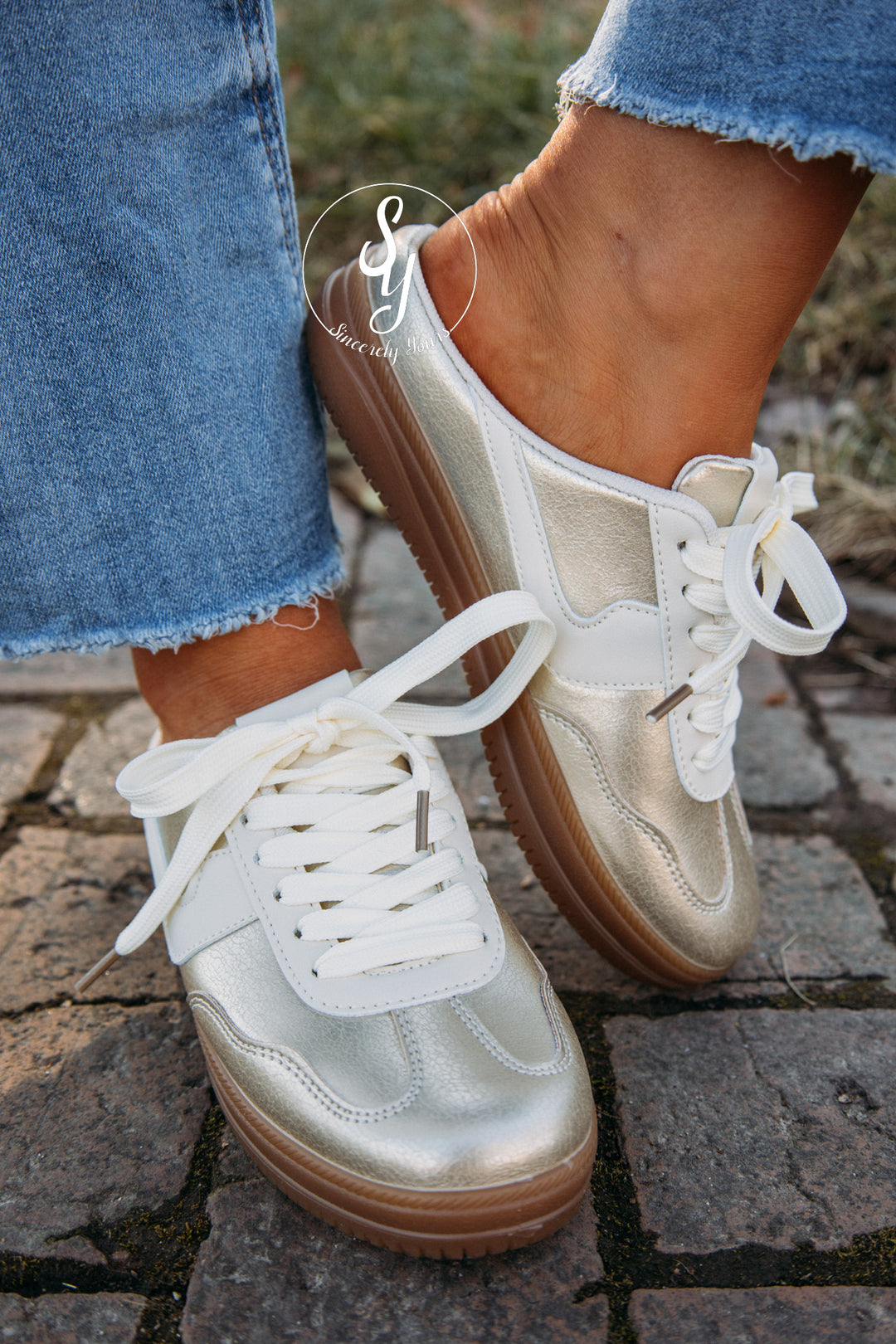 Desire Sneaker - Gold