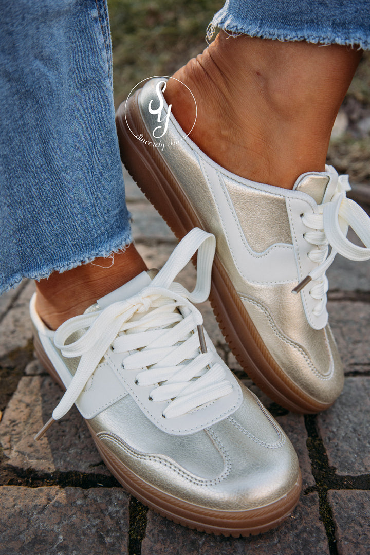 Desire Sneaker - Gold