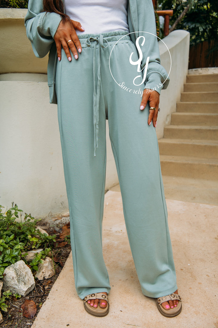 Looking Forward Pants - Sage