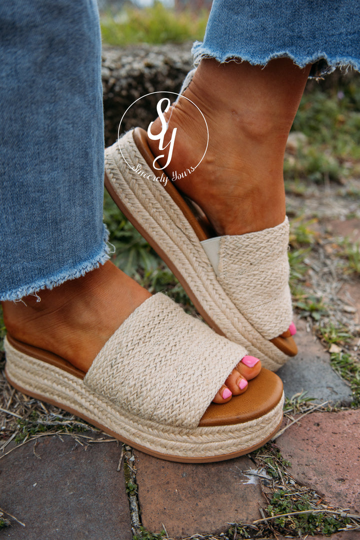 Addie Sandal - Sunbleach