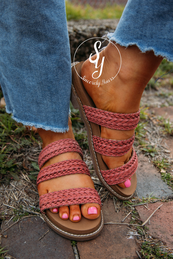 Sabbia Sandal - Red