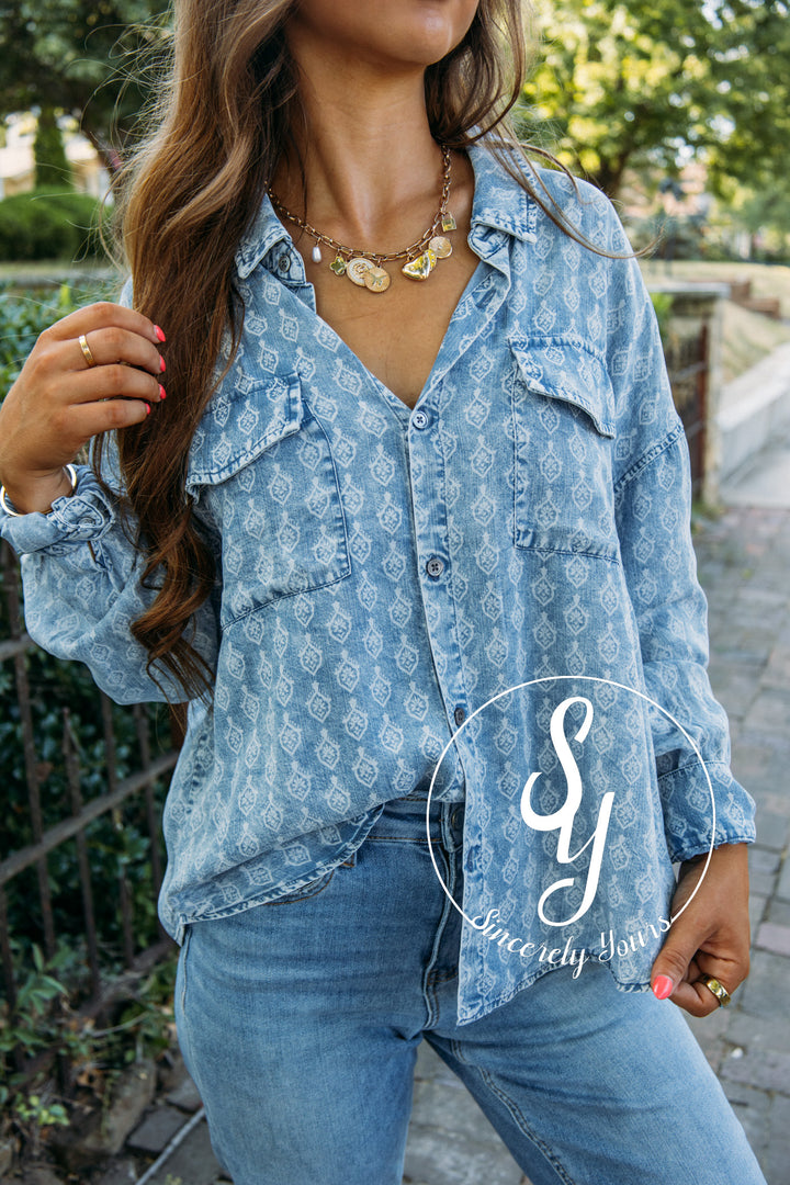 Dear John: Adrianna Top -Tulip Crest