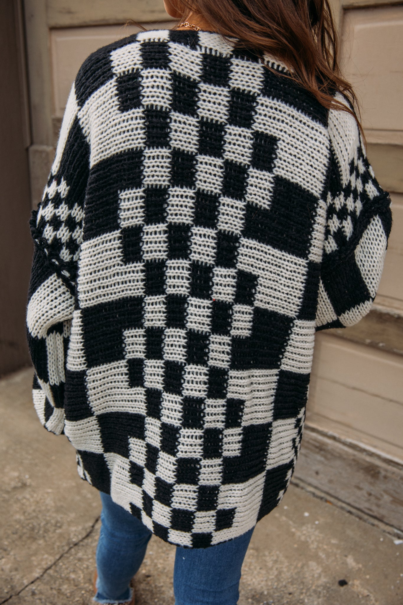 Song On Repeat Checkered Cardigan -Black