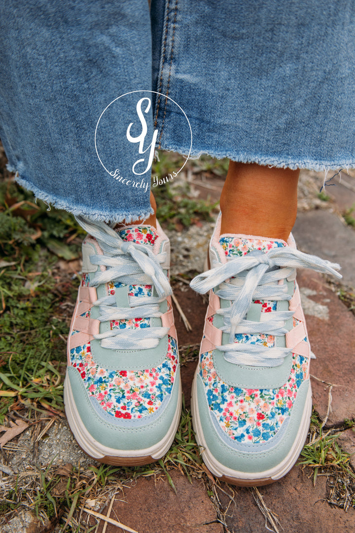 Bloom Sneaker - Cloud/Blue