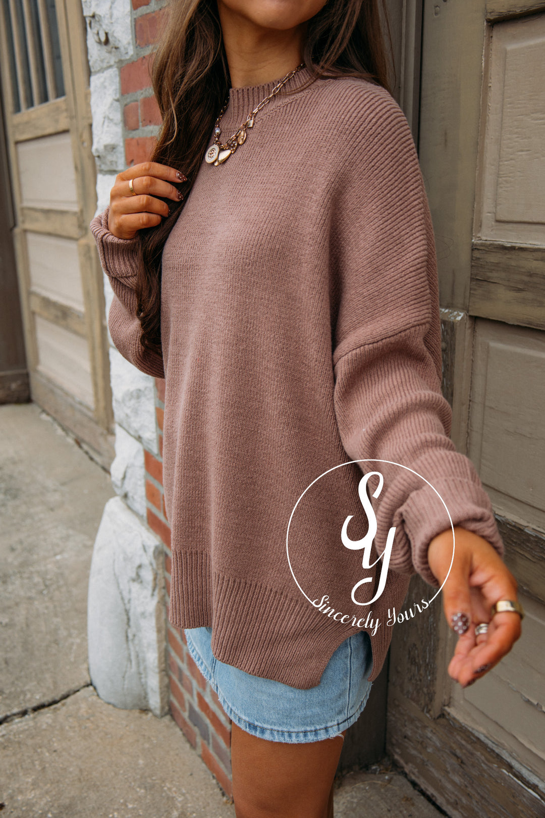 Snuggle Real Close - Mocha Brown