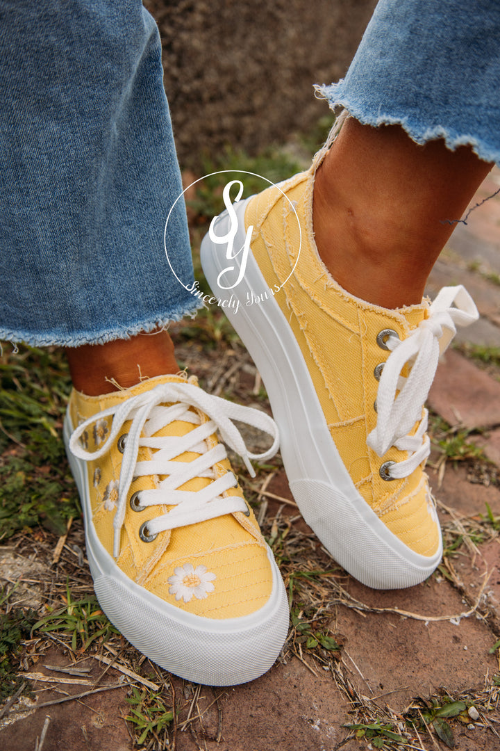 Sunny Daisy Sneaker - Yellow