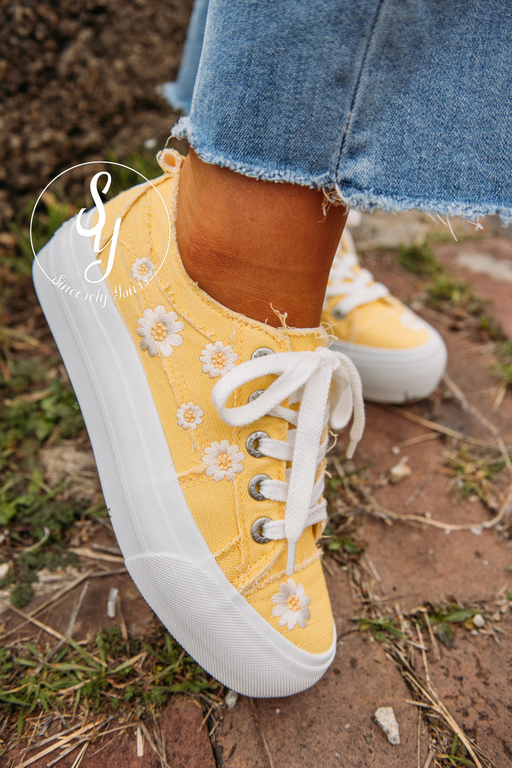 Sunny Daisy Sneaker - Yellow