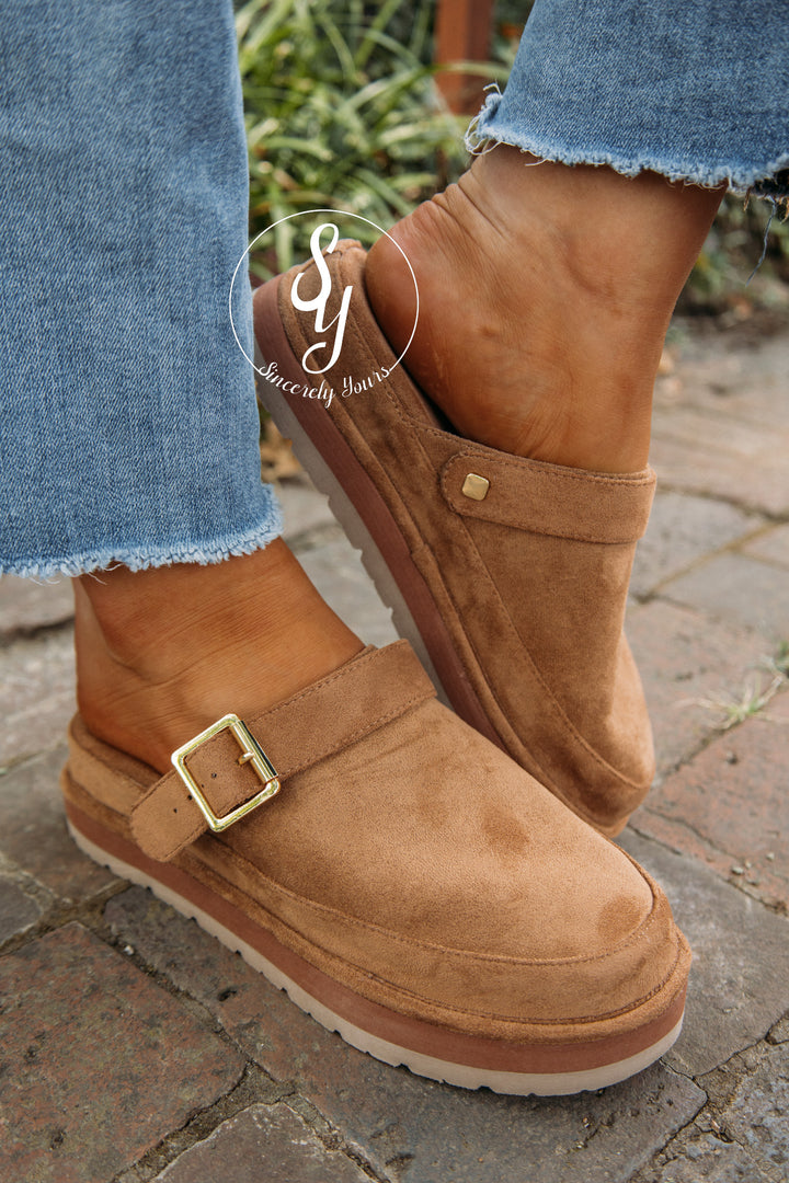 Rowan Slide- Tan Fab