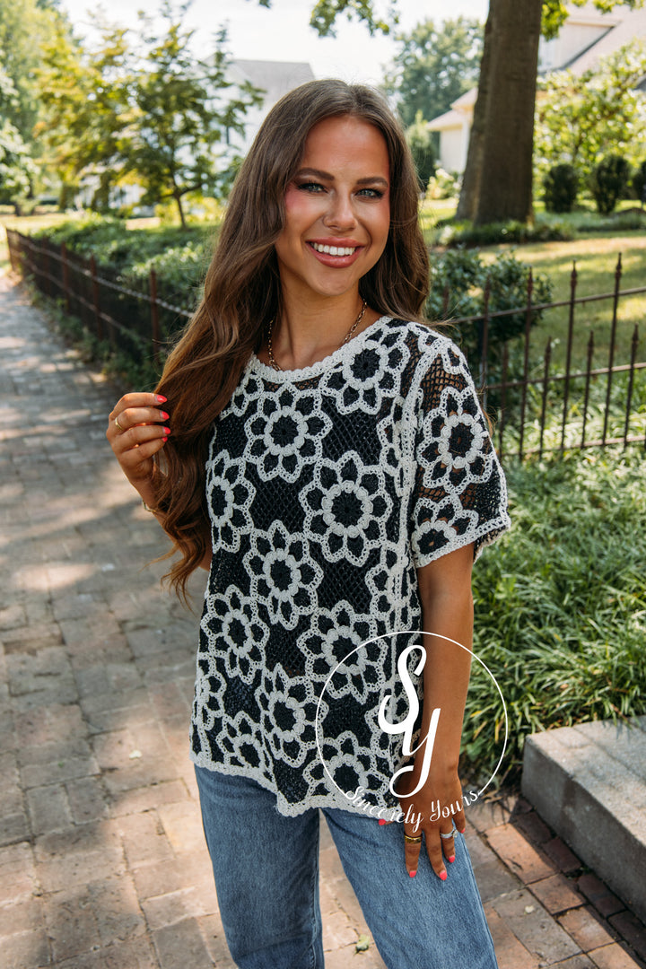 Noor Top- Black/Beige