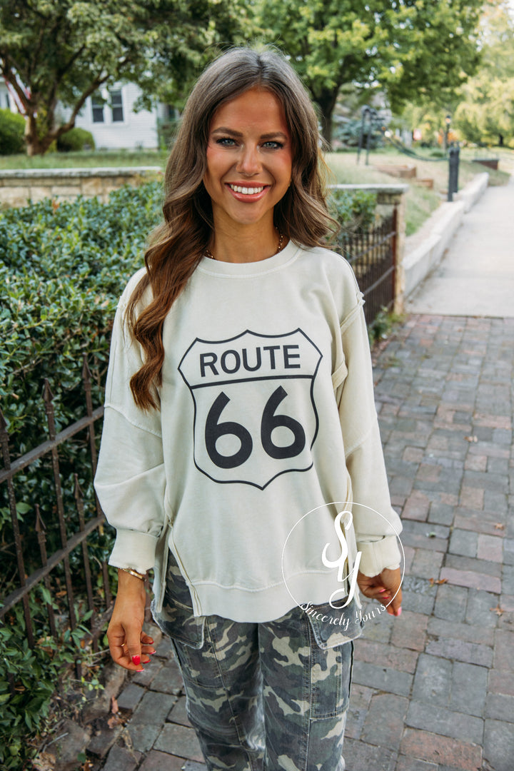 Route Crewneck - Light Khaki