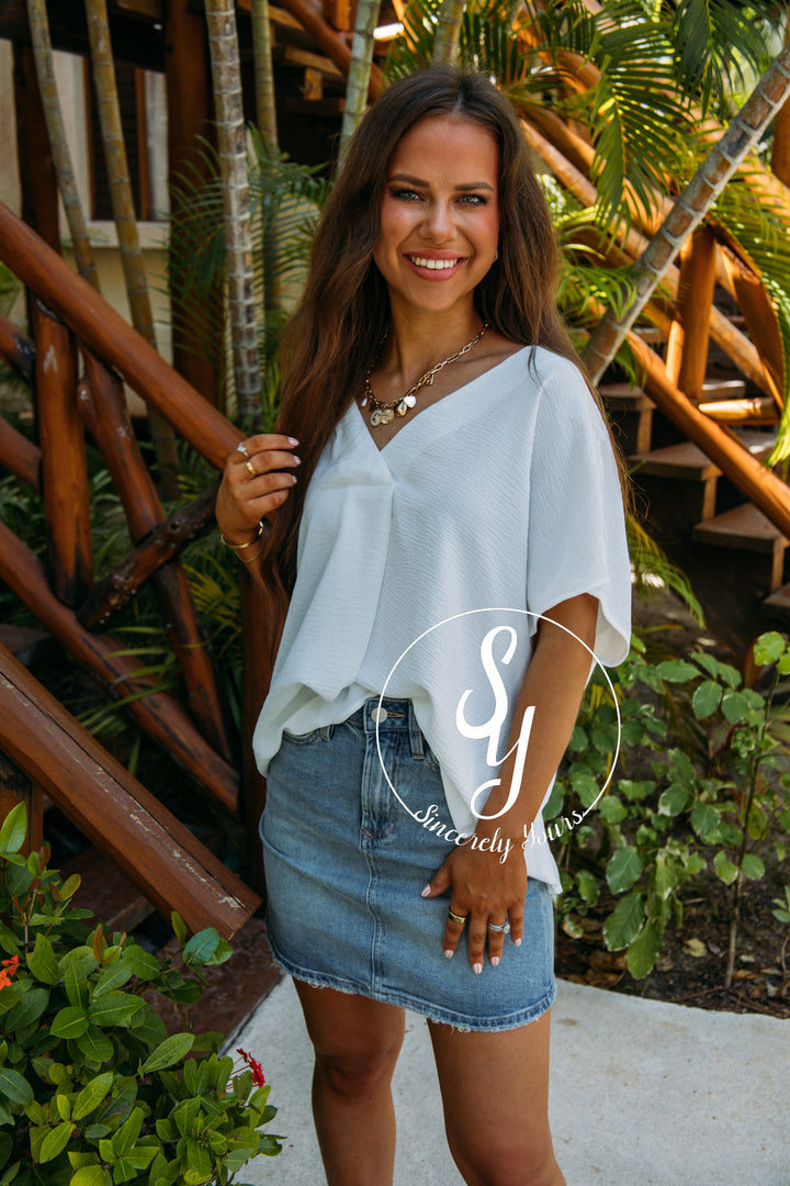 Charming Life Top - Off White