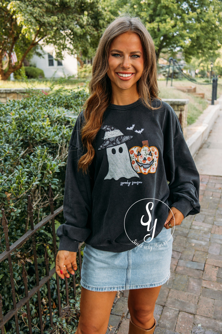 Ghostly Pumpkin Crewneck-Black