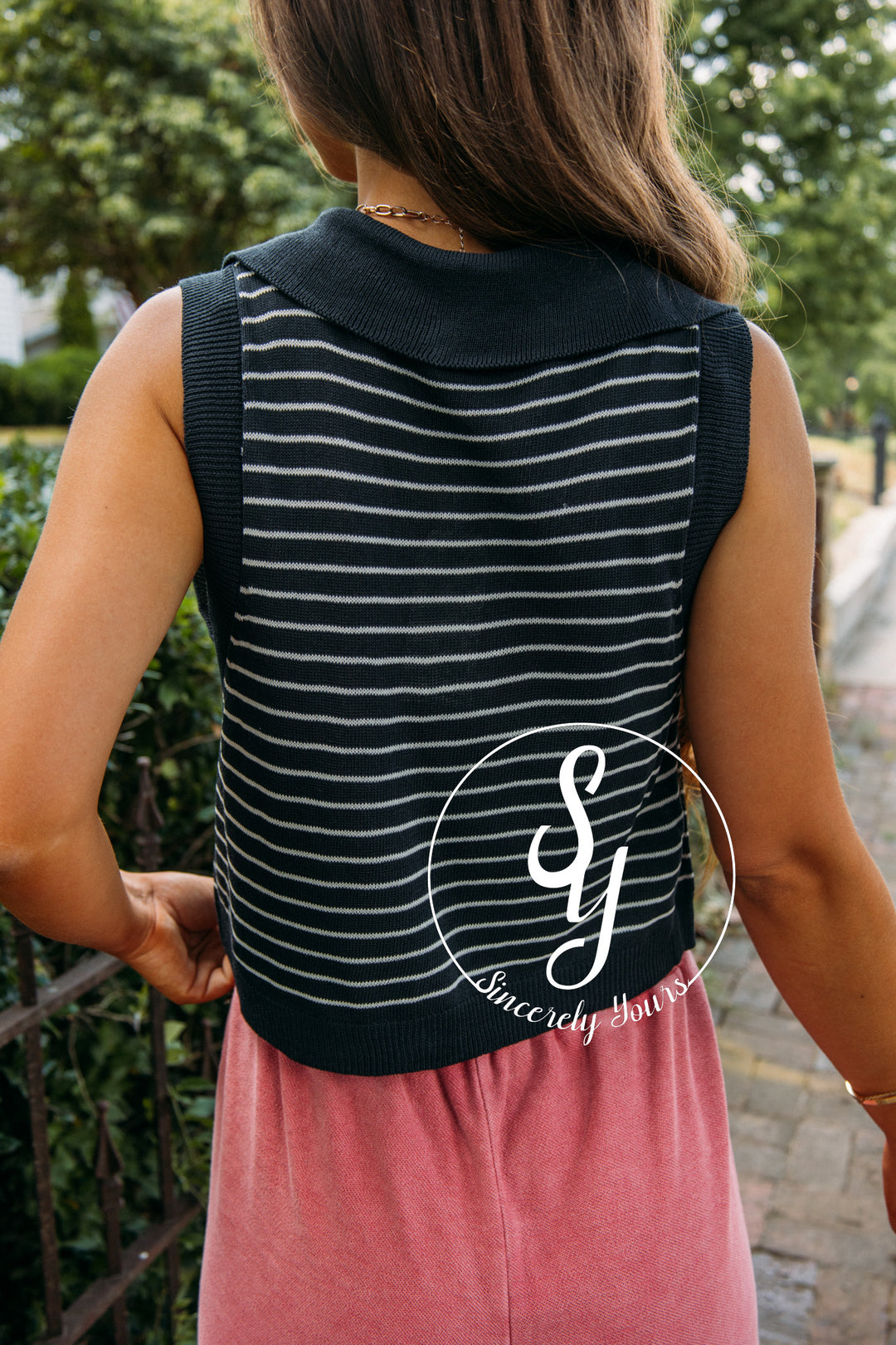 Chic Vibes Vest- Dark Navy