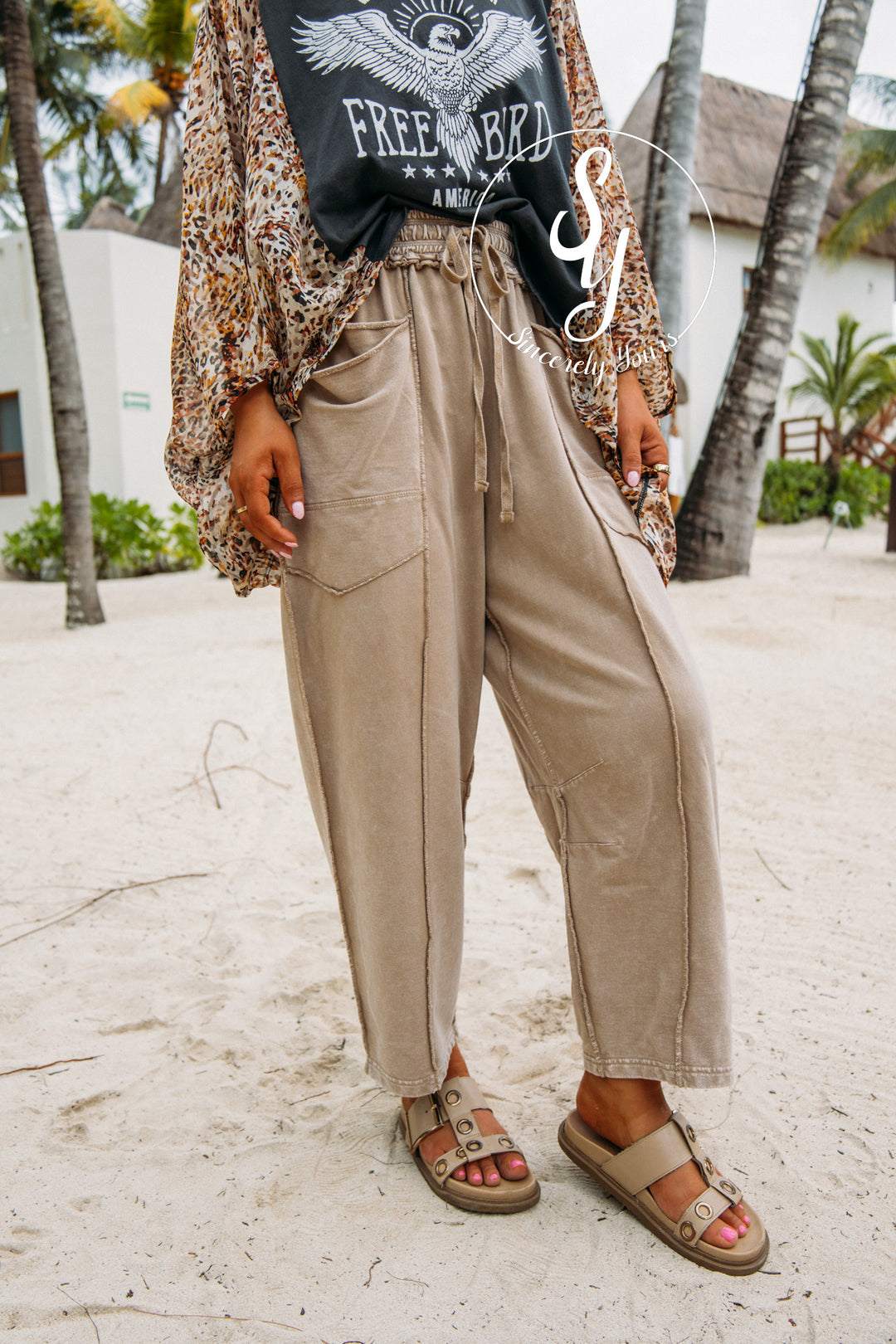 Weekend Chill Pant - Taupe